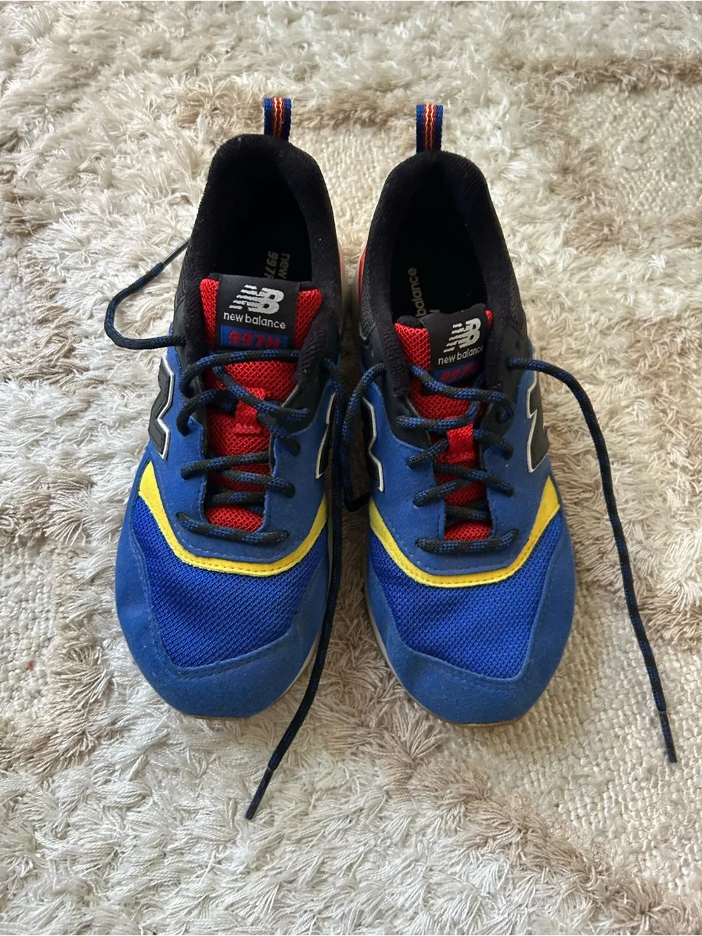 Kid’s new balance sneaker